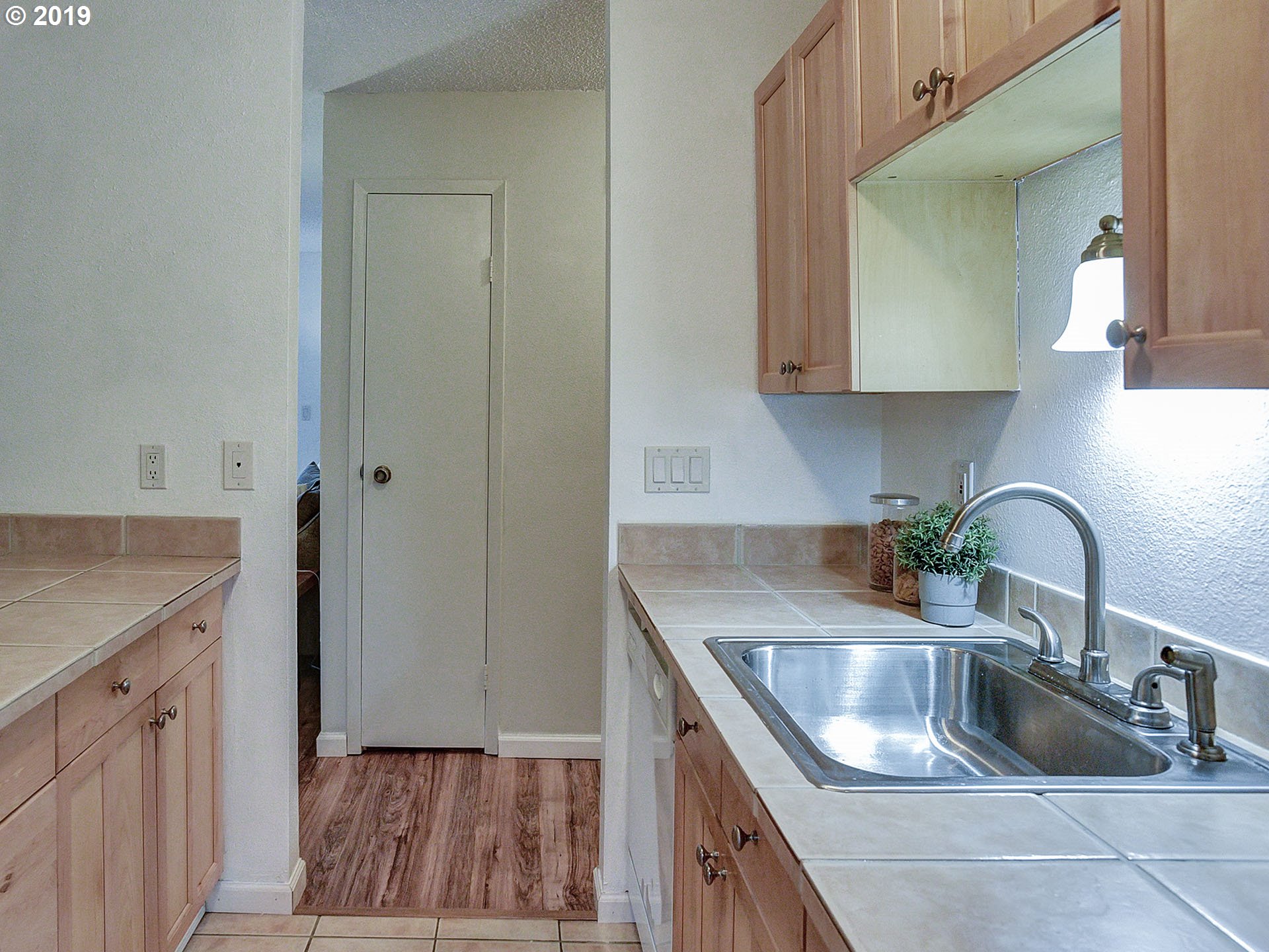 7544 Southwest Barnes Road, Unit C Portland, OR 97225 - Photo 16 of 32 Gallery Image 16