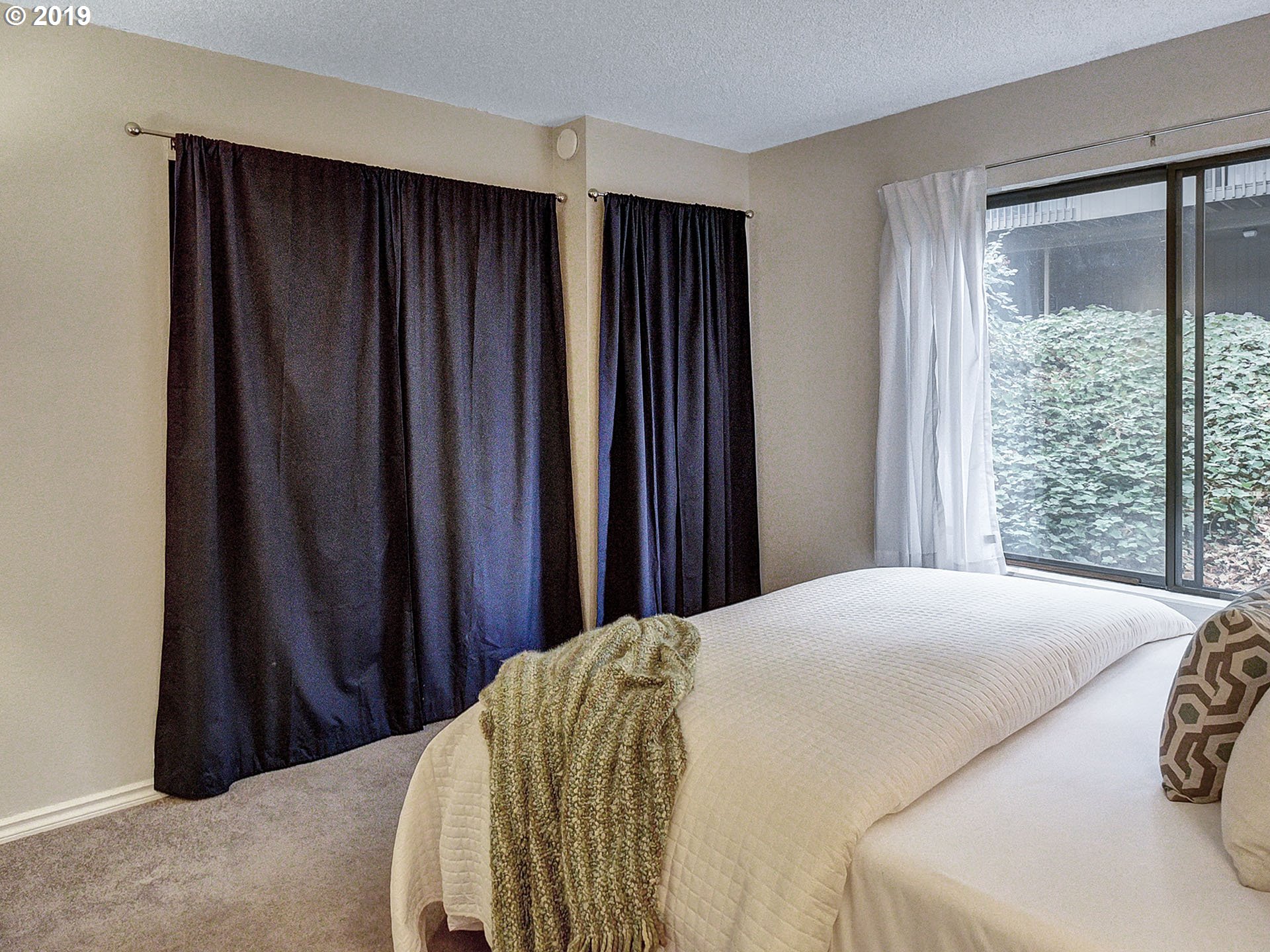 7544 Southwest Barnes Road, Unit C Portland, OR 97225 - Photo 18 of 32 Gallery Image 18