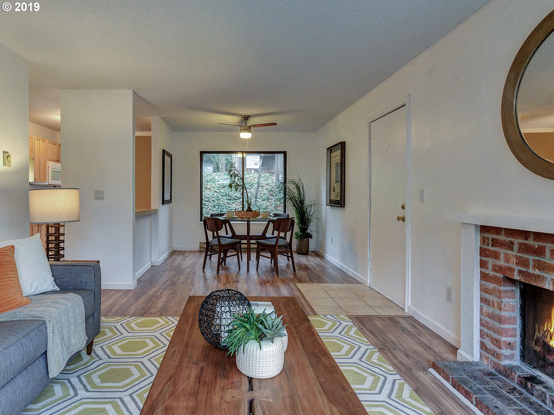7544 Southwest Barnes Road, Unit C Portland, OR 97225 - Photo 8 of 32 Gallery Image 8