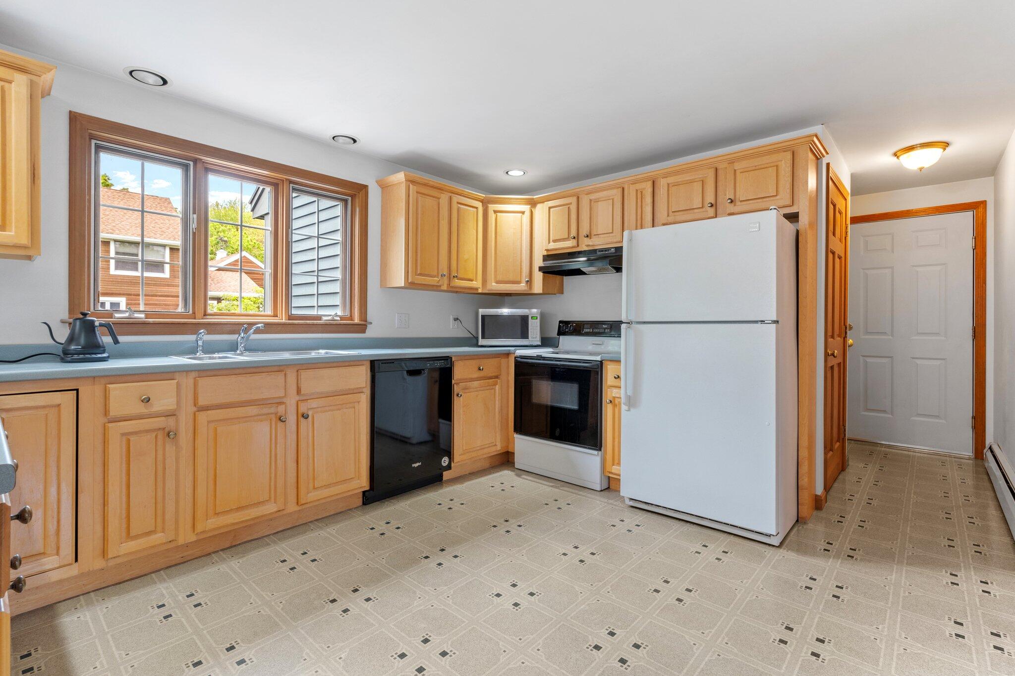 41 Eastfield Road Portland, ME 04102 - Photo 17 of 54 26-web-or-mls-DSC00983