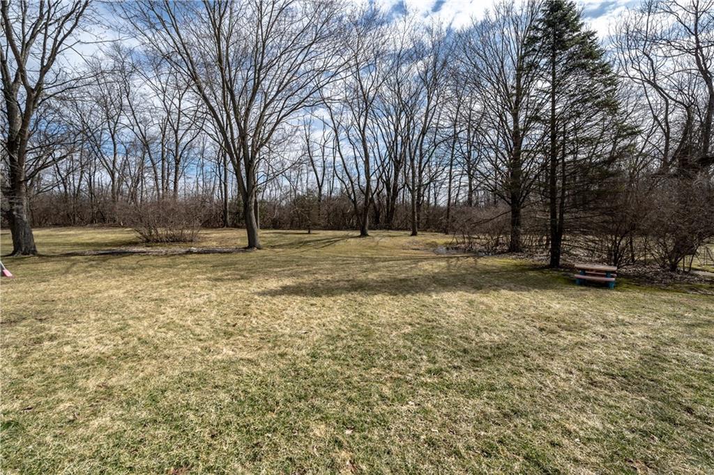 8919 Rexford Road Indianapolis, IN 46260 - Photo 31 of 34 Gallery Image 31