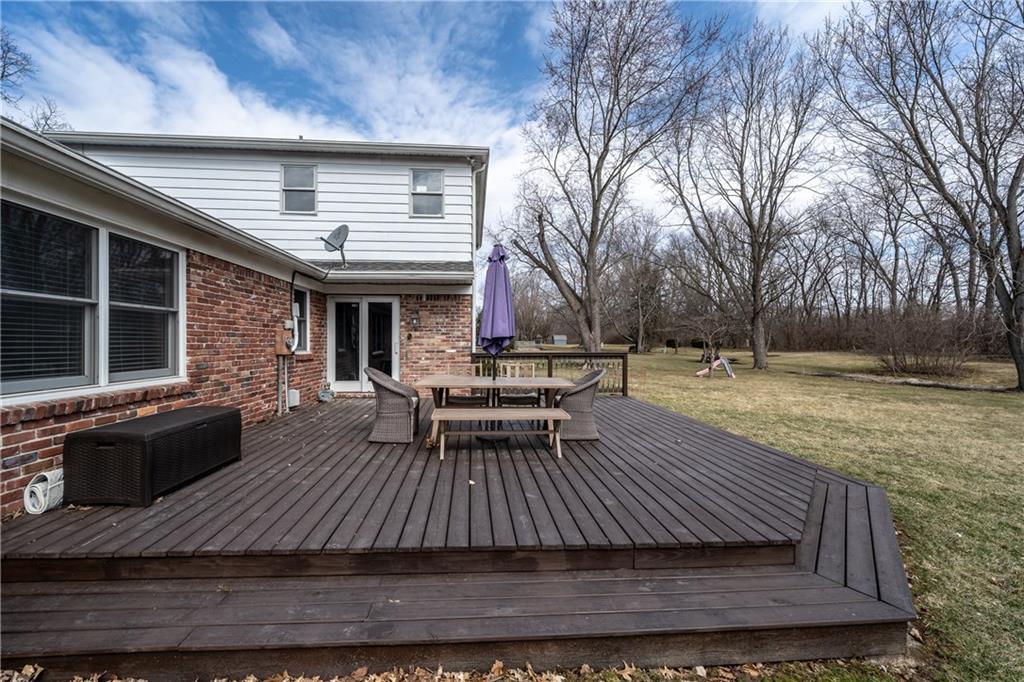 8919 Rexford Road Indianapolis, IN 46260 - Photo 33 of 34 Gallery Image 33