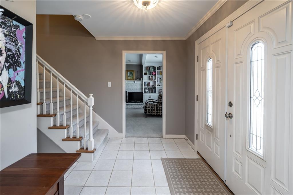 8919 Rexford Road Indianapolis, IN 46260 - Photo 5 of 34 Gallery Image 5