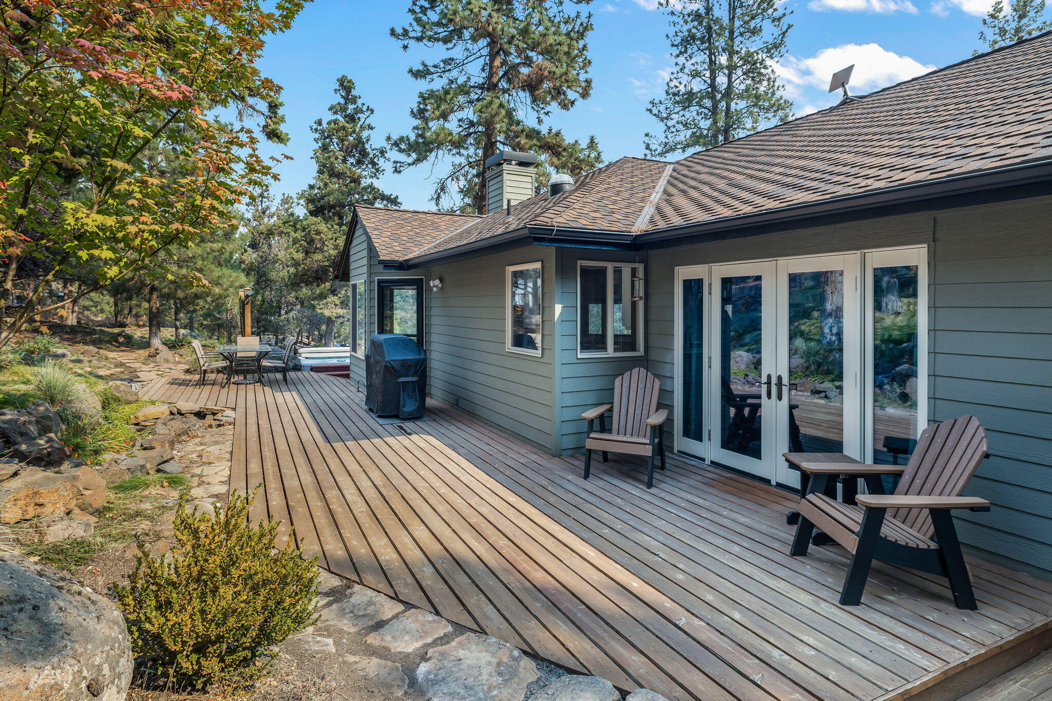 3945 Northwest Lower Village Road Bend, OR 97703 - Photo 23 of 44 Bedroom 3 Exterior