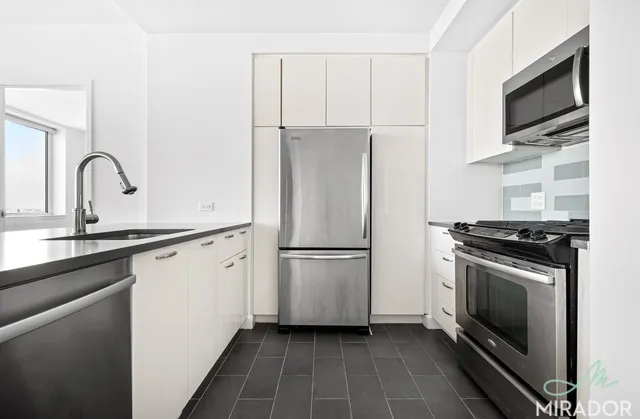 $6,450 | 80 Dekalb Avenue, Unit 31C | Fort Greene