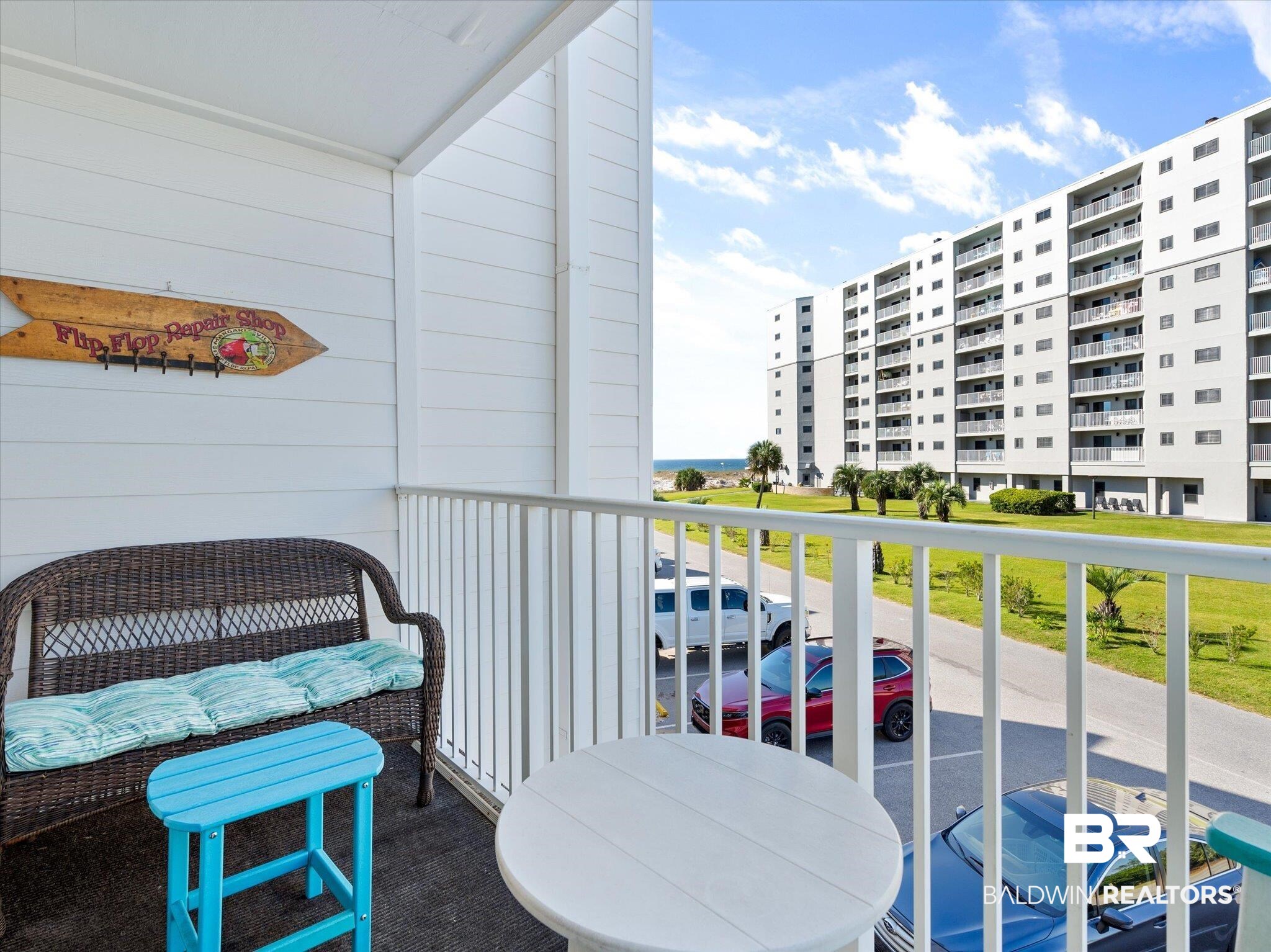 400 Plantation Road, Unit 3222 Gulf Shores, AL 36542 - Photo 15 of 31 View of balcony