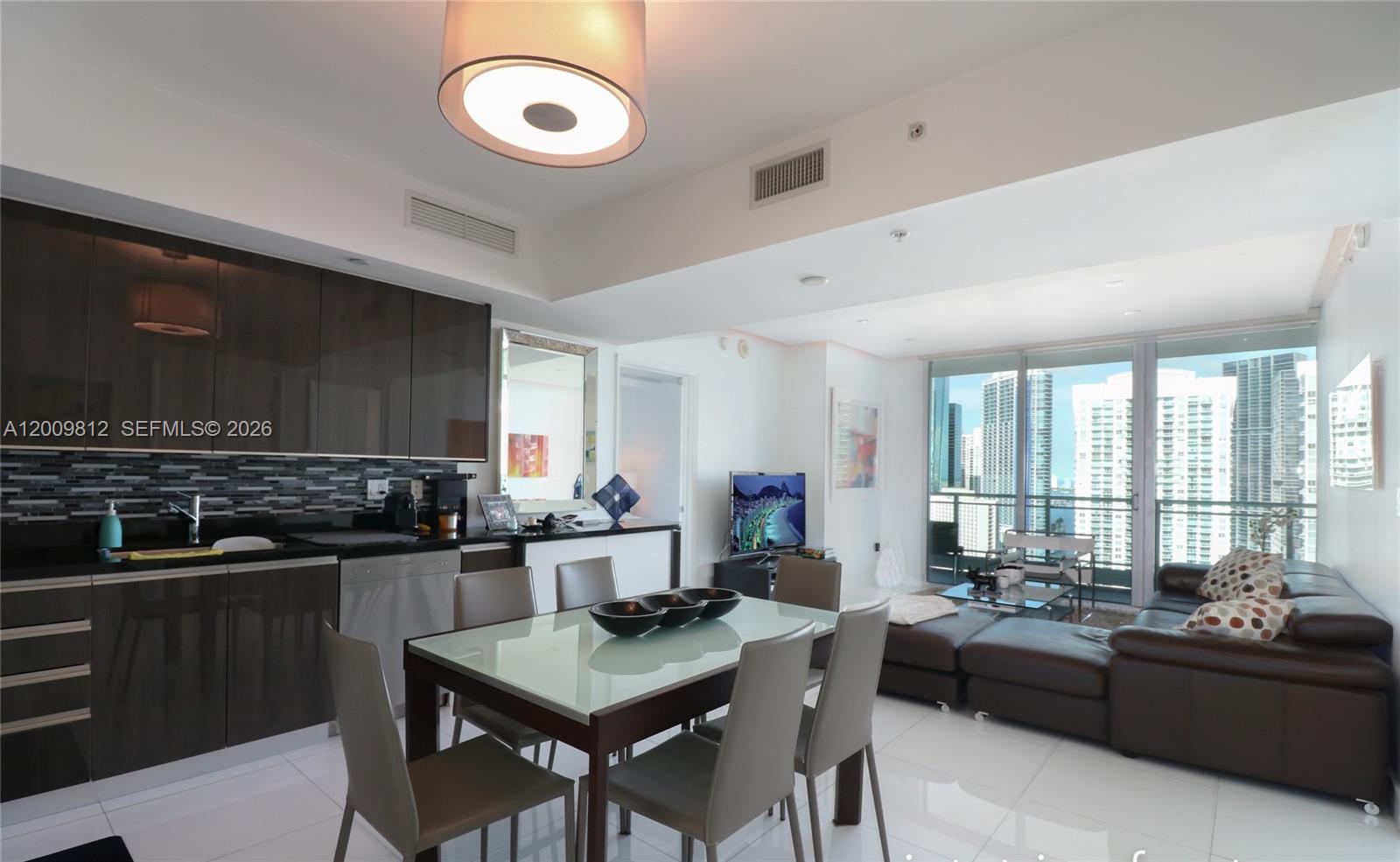 92 Southwest 3rd Street, Unit 3211 Miami, FL 33130 - Photo 16 of 16