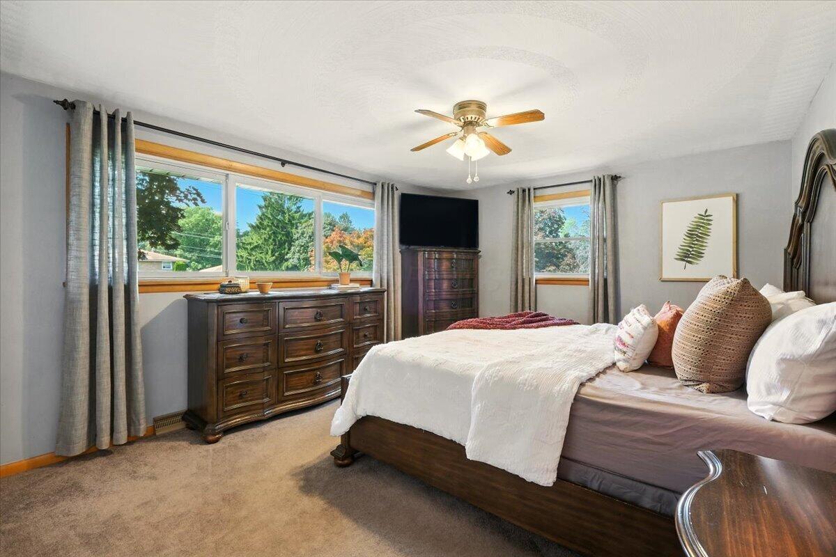 1150 Delwood Road Mansfield, OH 44905 - Photo 19 of 40 Primary Bedroom