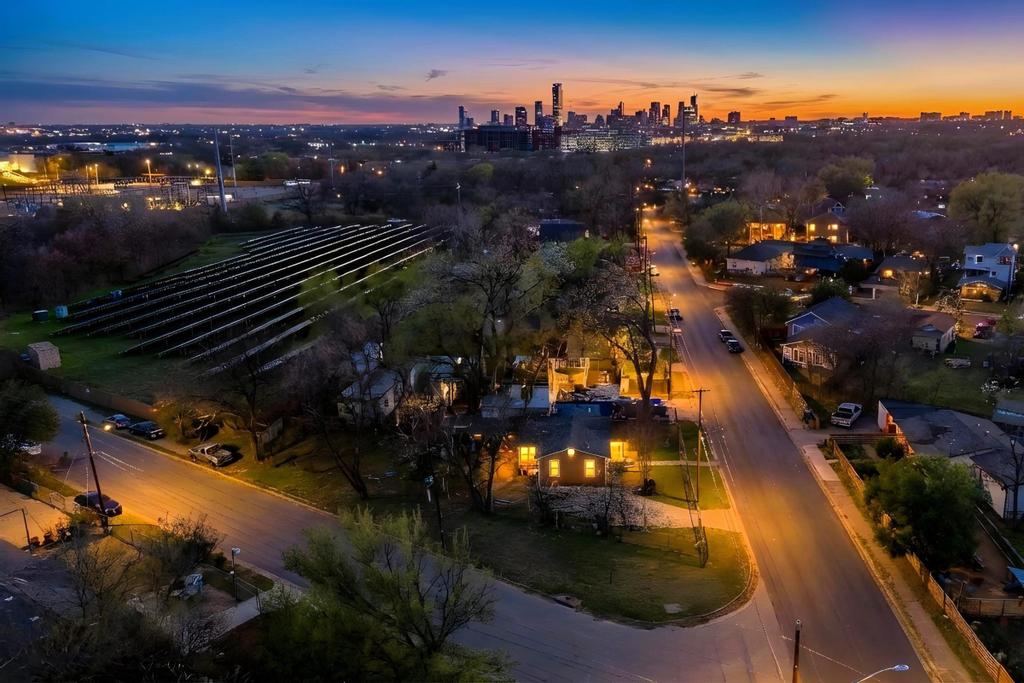 5309 Prock Lane Austin, TX 78721 - Photo 2 of 19 Aerial view at dusk of a skyline view