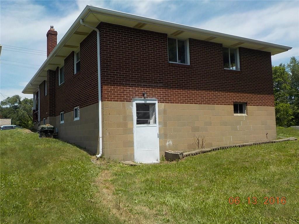 531 Pinney Street Rochester, PA 15074 - Photo 2 of 14