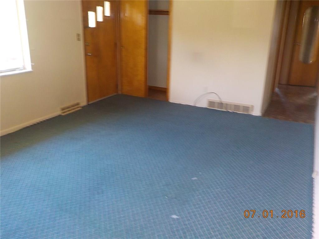 531 Pinney Street Rochester, PA 15074 - Photo 6 of 14