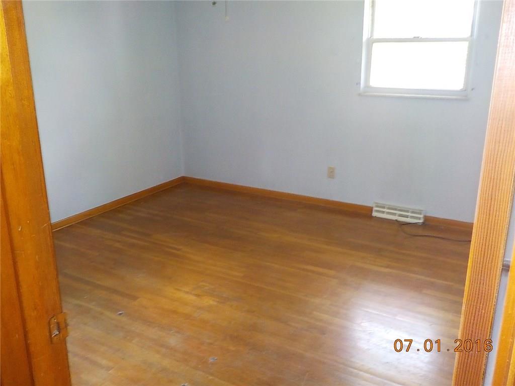 531 Pinney Street Rochester, PA 15074 - Photo 9 of 14