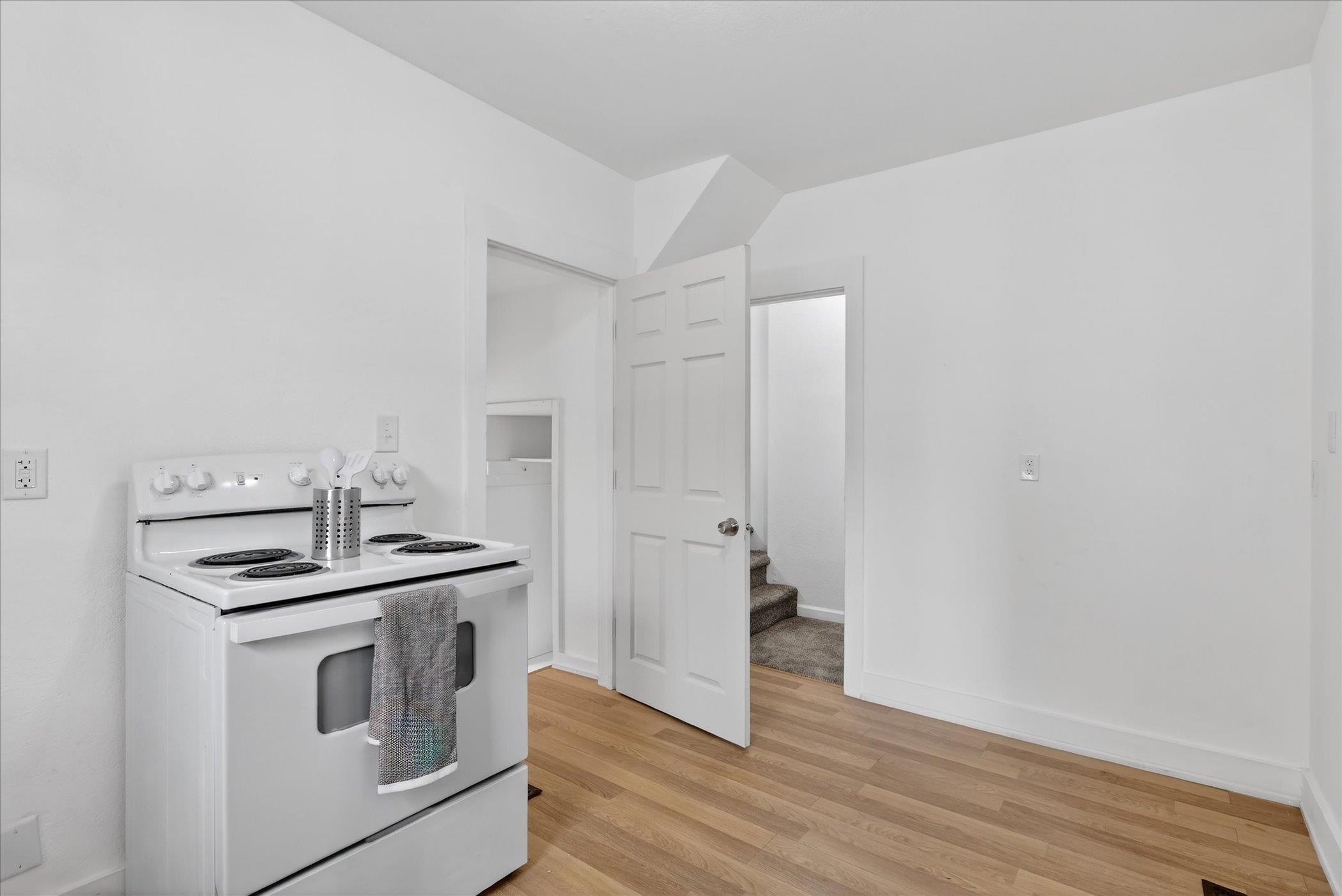 1423 Hull Avenue Beloit, WI 53511 - Photo 20 of 51