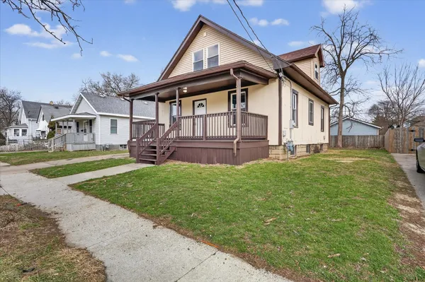 $175,000 | 1423 Hull Avenue, Beloit, WI 53511