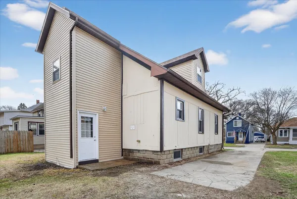 $175,000 | 1423 Hull Avenue, Beloit, WI 53511