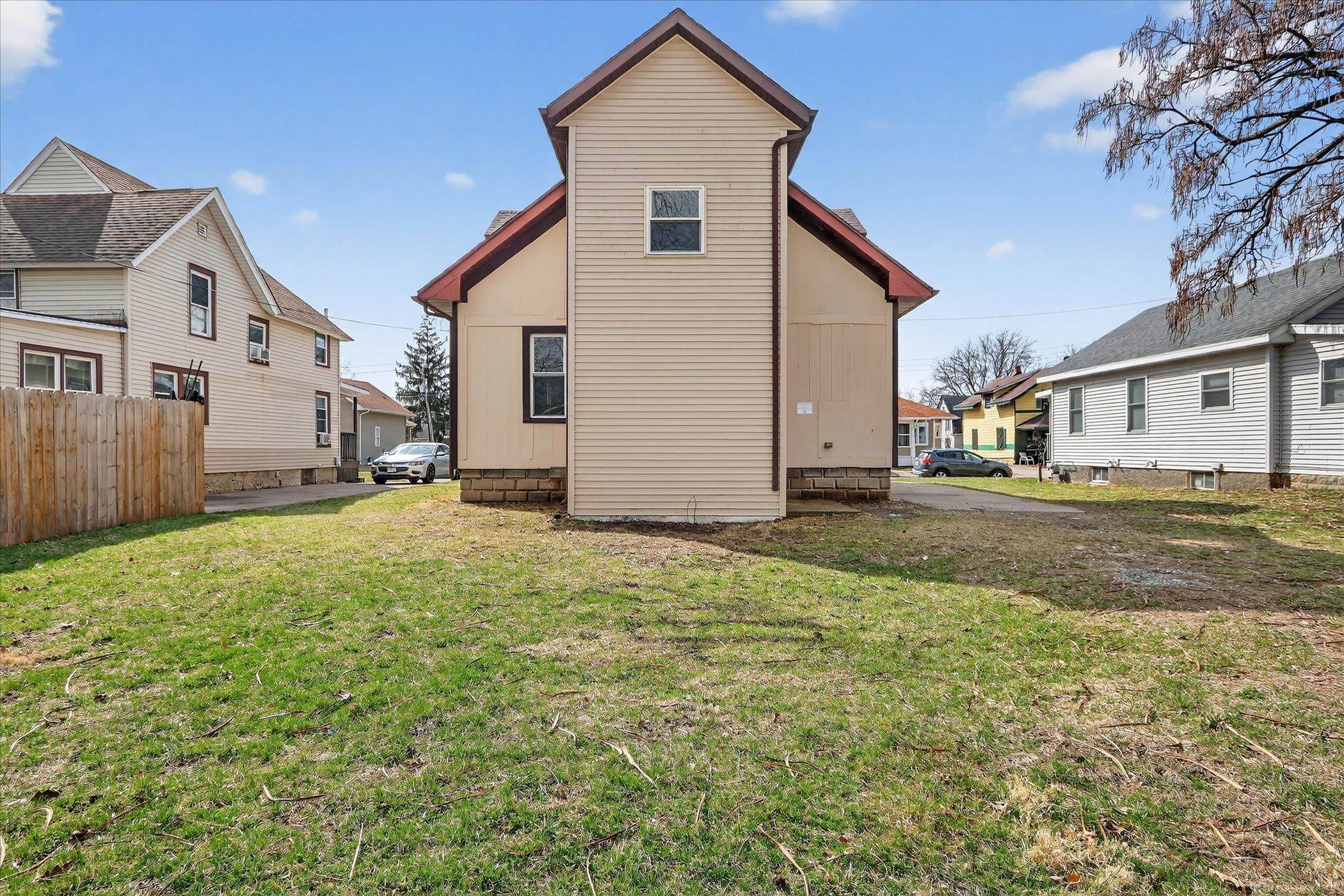 1423 Hull Avenue Beloit, WI 53511 - Photo 47 of 51