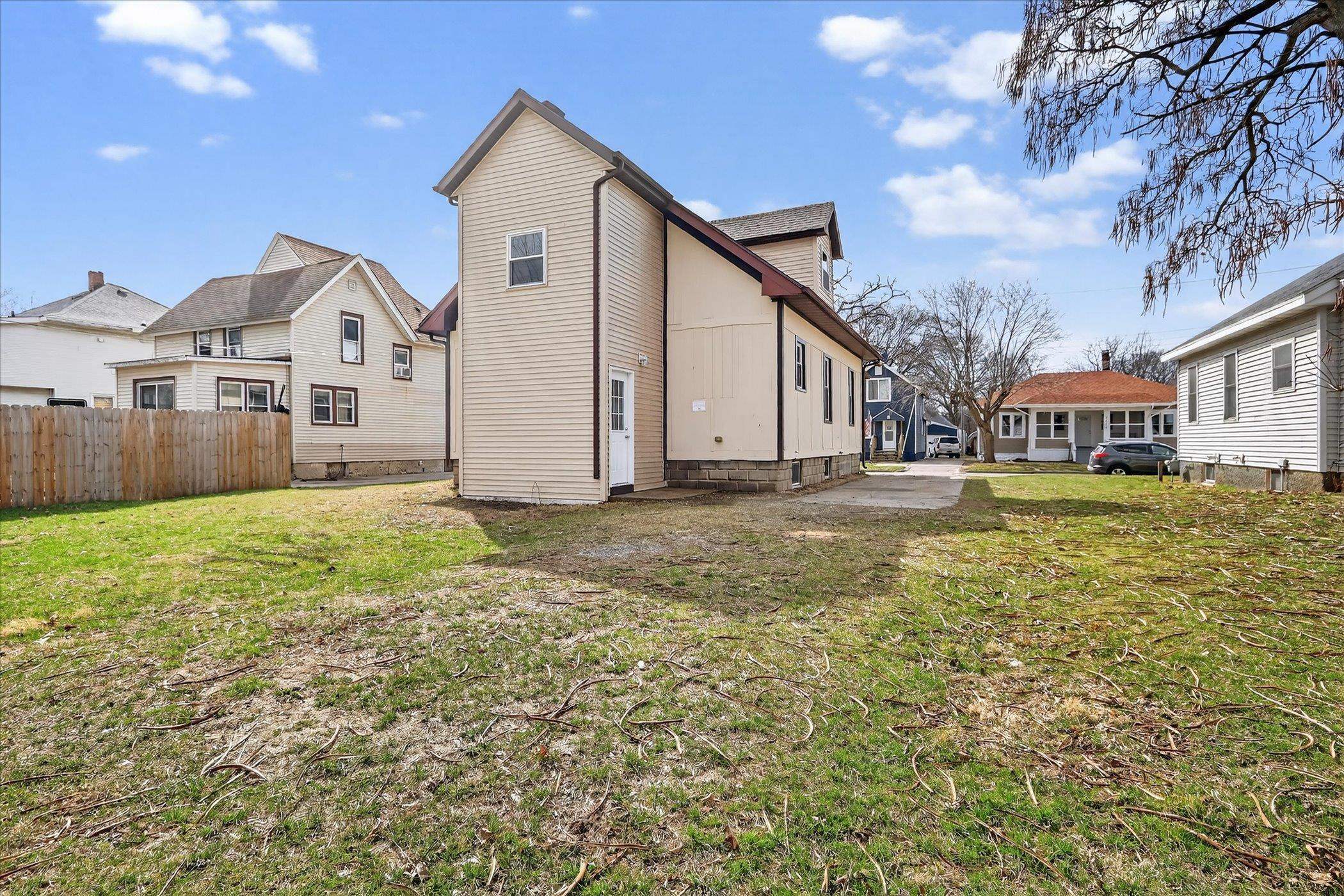 1423 Hull Avenue Beloit, WI 53511 - Photo 49 of 51