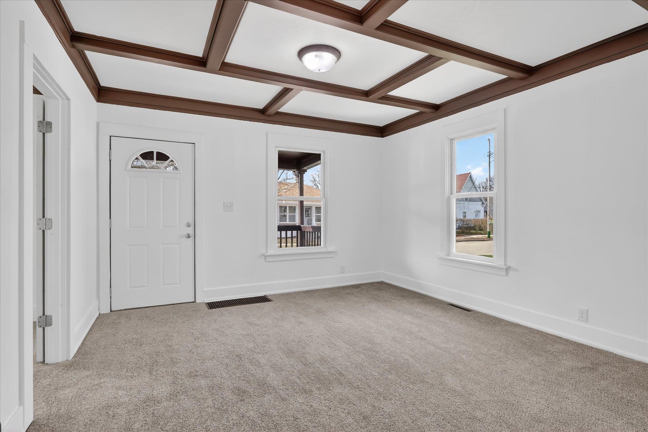 1423 Hull Avenue Beloit, WI 53511 - Photo 9 of 51