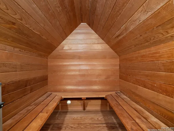 $2,995,000 | 7 Lazy Hollow Street, San Antonio, TX 78230