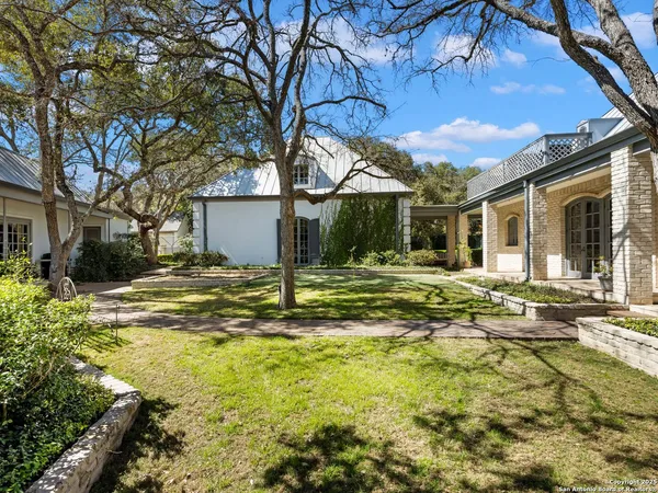 $2,995,000 | 7 Lazy Hollow Street, San Antonio, TX 78230
