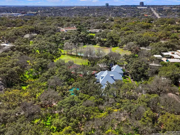 $2,995,000 | 7 Lazy Hollow Street, San Antonio, TX 78230