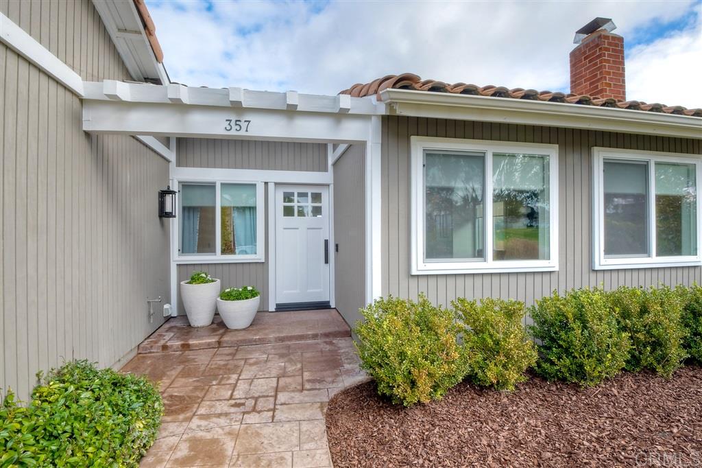 357 Willowspring Drive North Encinitas, CA 92024 - Photo 4 of 25