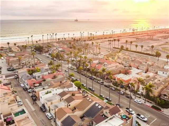 $7,200 | 225 20th Street, Huntington Beach, CA 92648