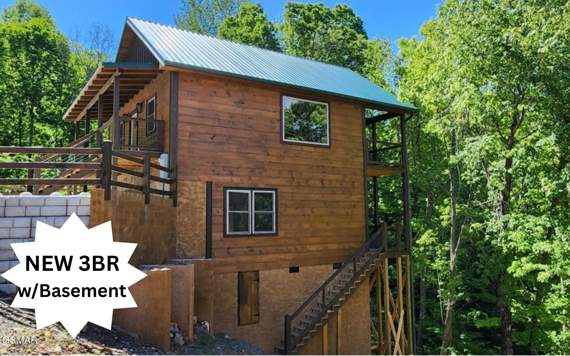 3272 Smoky Ridge Way Sevierville, TN 37862 - Photo 2 of 22
