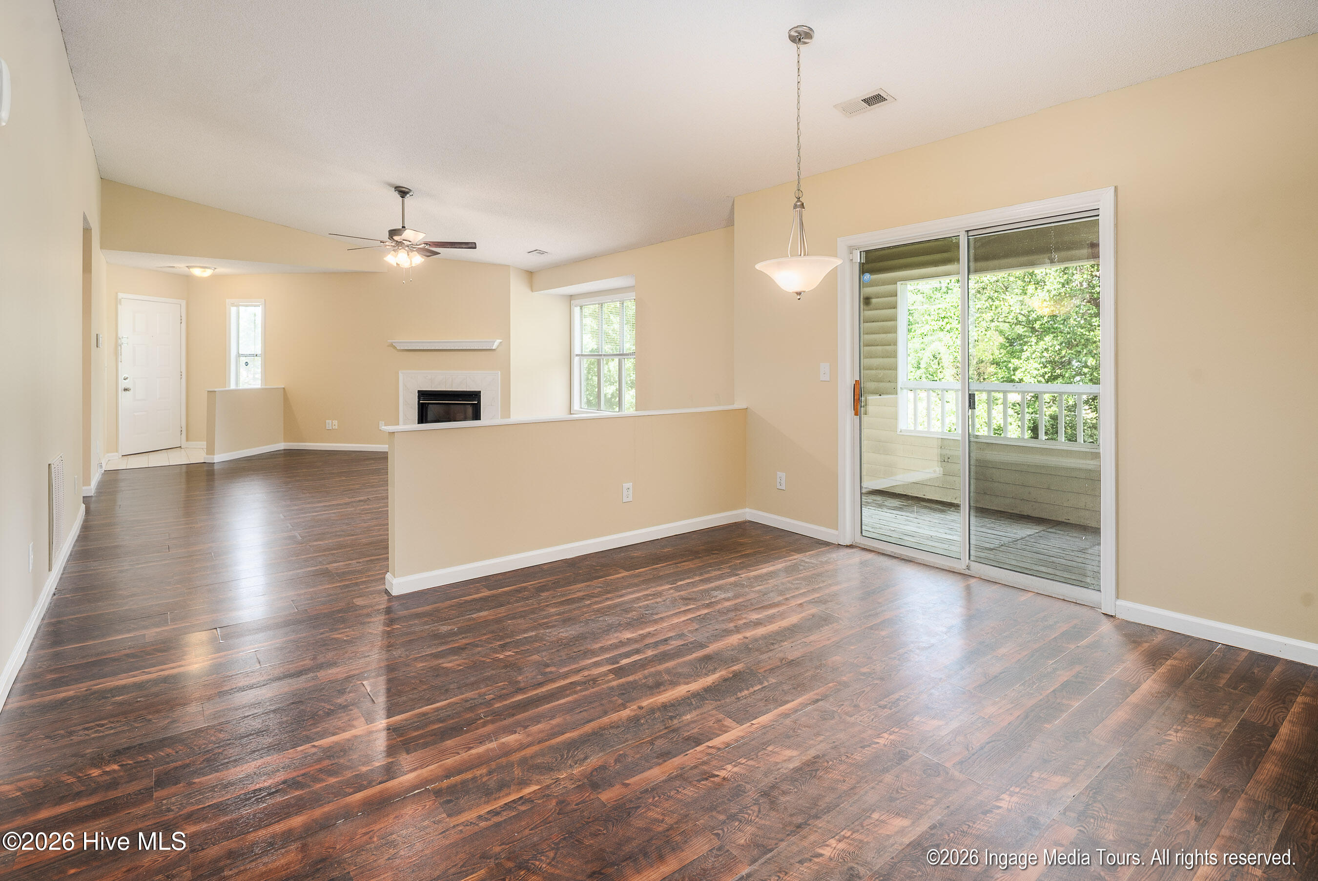 515 Spring Forest Road, Unit E Greenville, NC 27834 - Photo 10 of 28 20260424 MLS C_Barber 515 Spring Forest