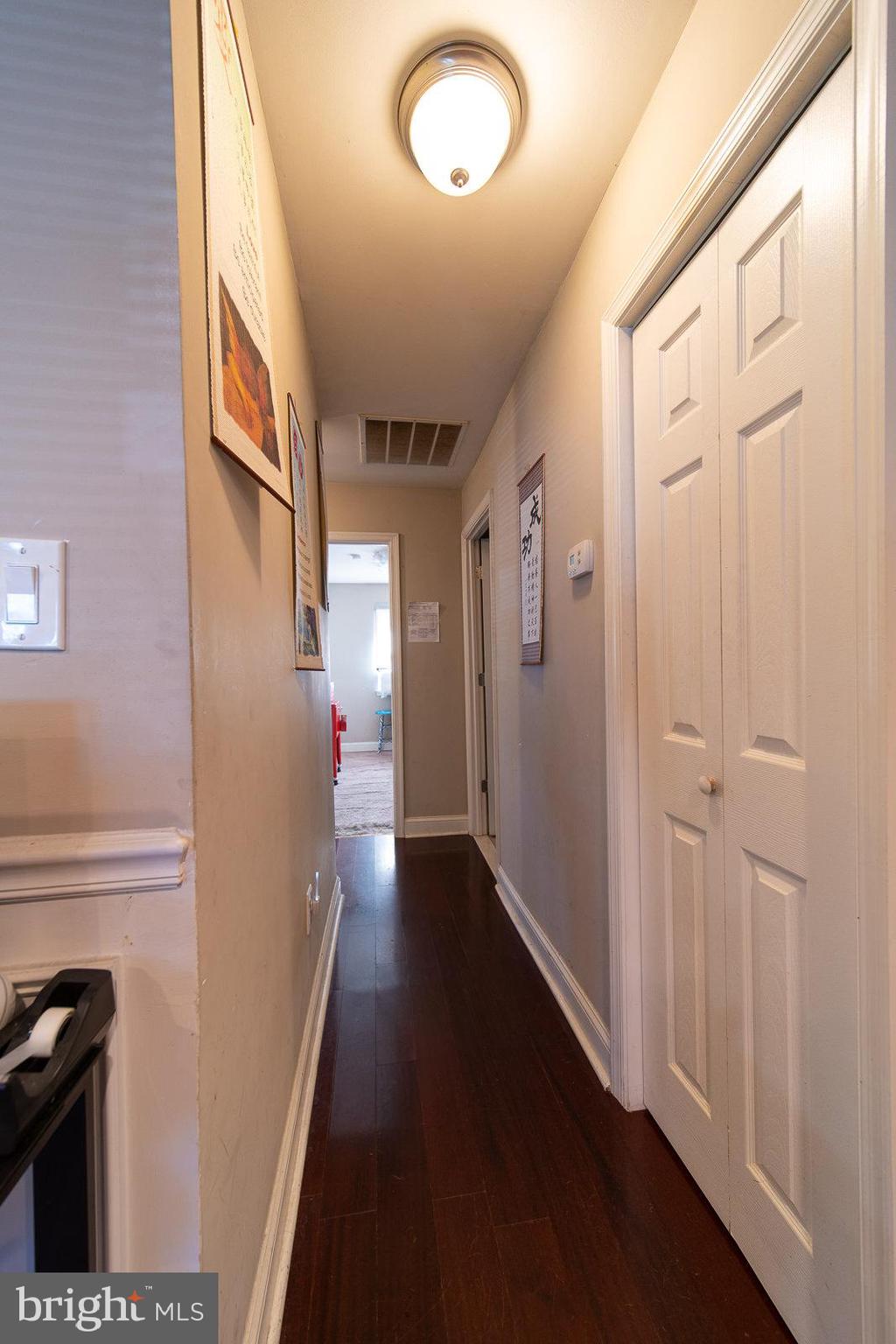 64 Indian Park Road Levittown, PA 19057 - Photo 11 of 34 Hole way view from living room