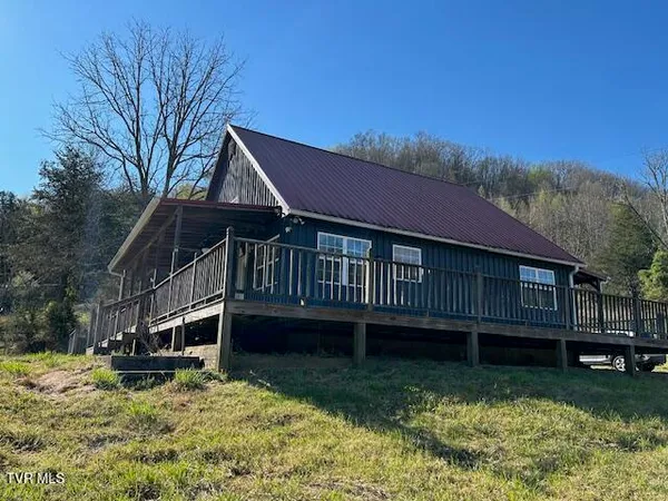 $283,500 | 742 Black Sheep Hollow Road, Eidson, TN 37731