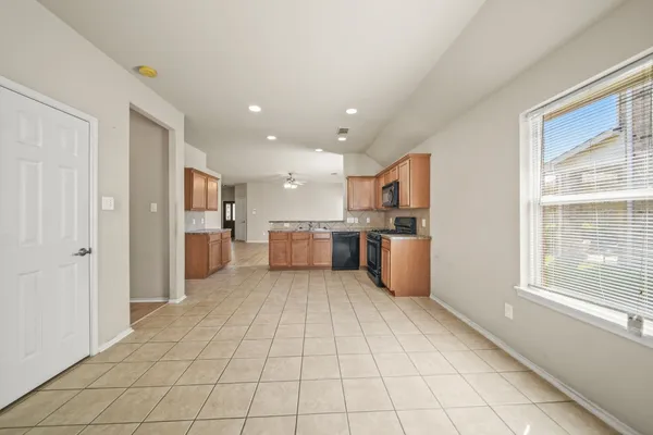 $1,950 | 2134 Vermillion Oak Street, Fresno, TX 77545