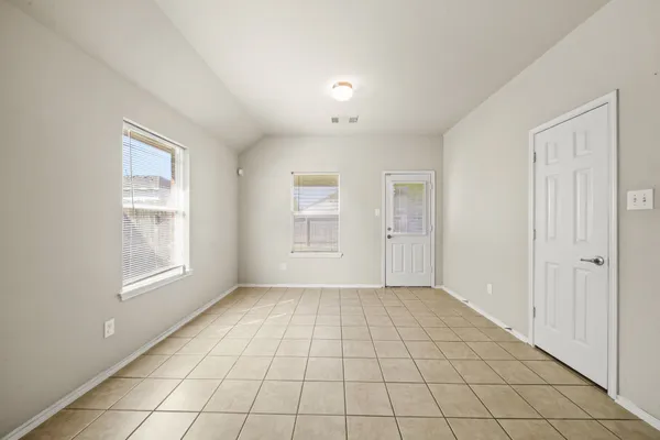 $1,950 | 2134 Vermillion Oak Street, Fresno, TX 77545