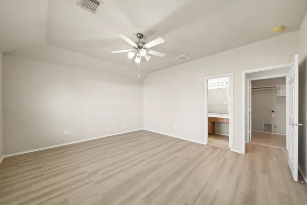 $1,950 | 2134 Vermillion Oak Street, Fresno, TX 77545