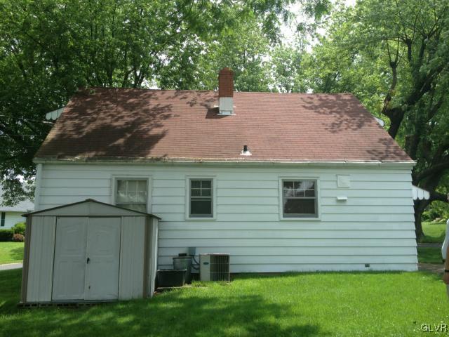 549 Magnolia Road Hellertown, PA 18055 - Photo 4 of 4 Gallery Image 4