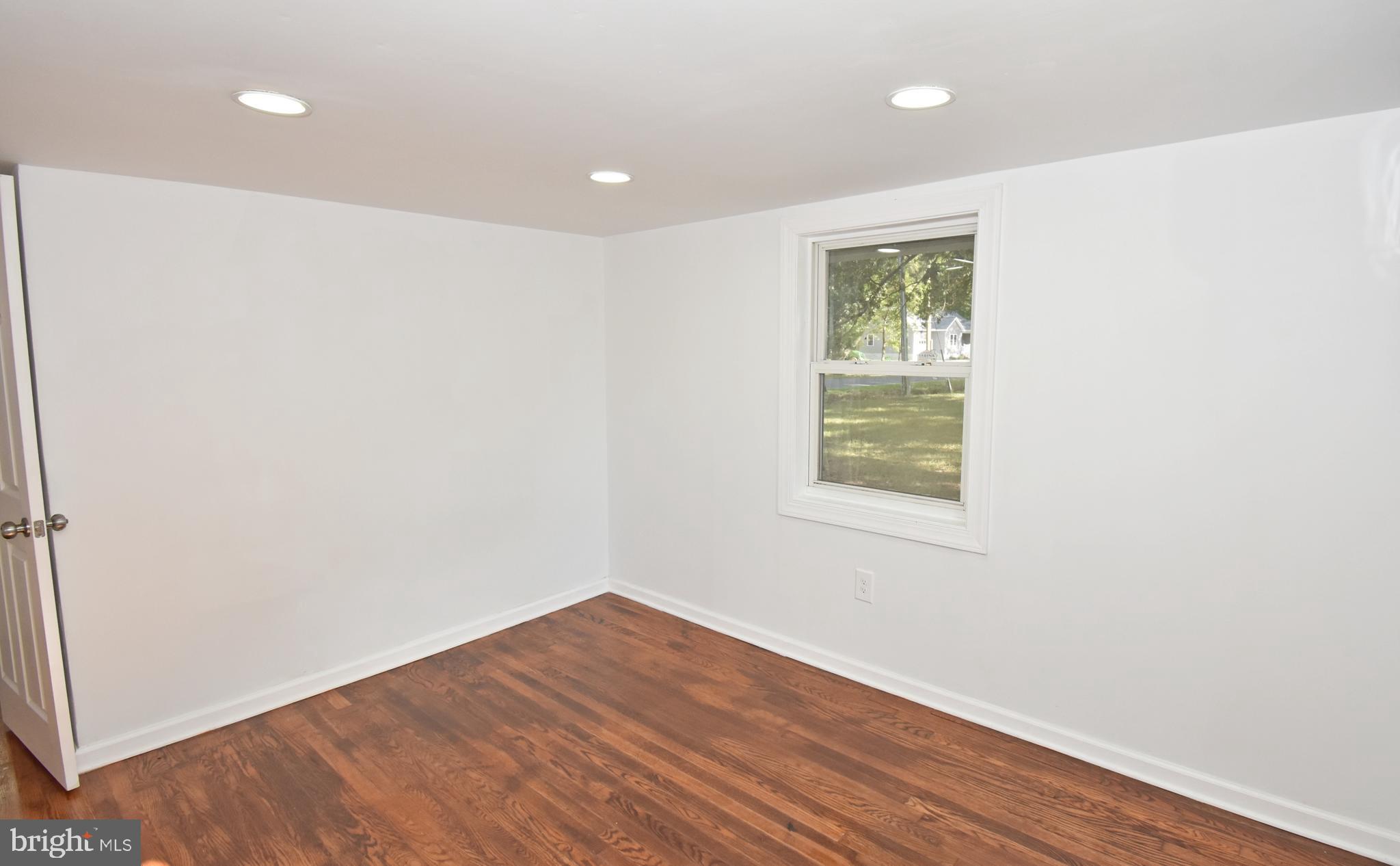 26523 Mariners Road Crisfield, MD 21817 - Photo 13 of 33