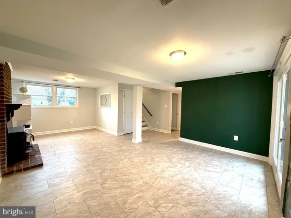 $3,000 | 4959 Linsey Court, Woodbridge, VA 22193