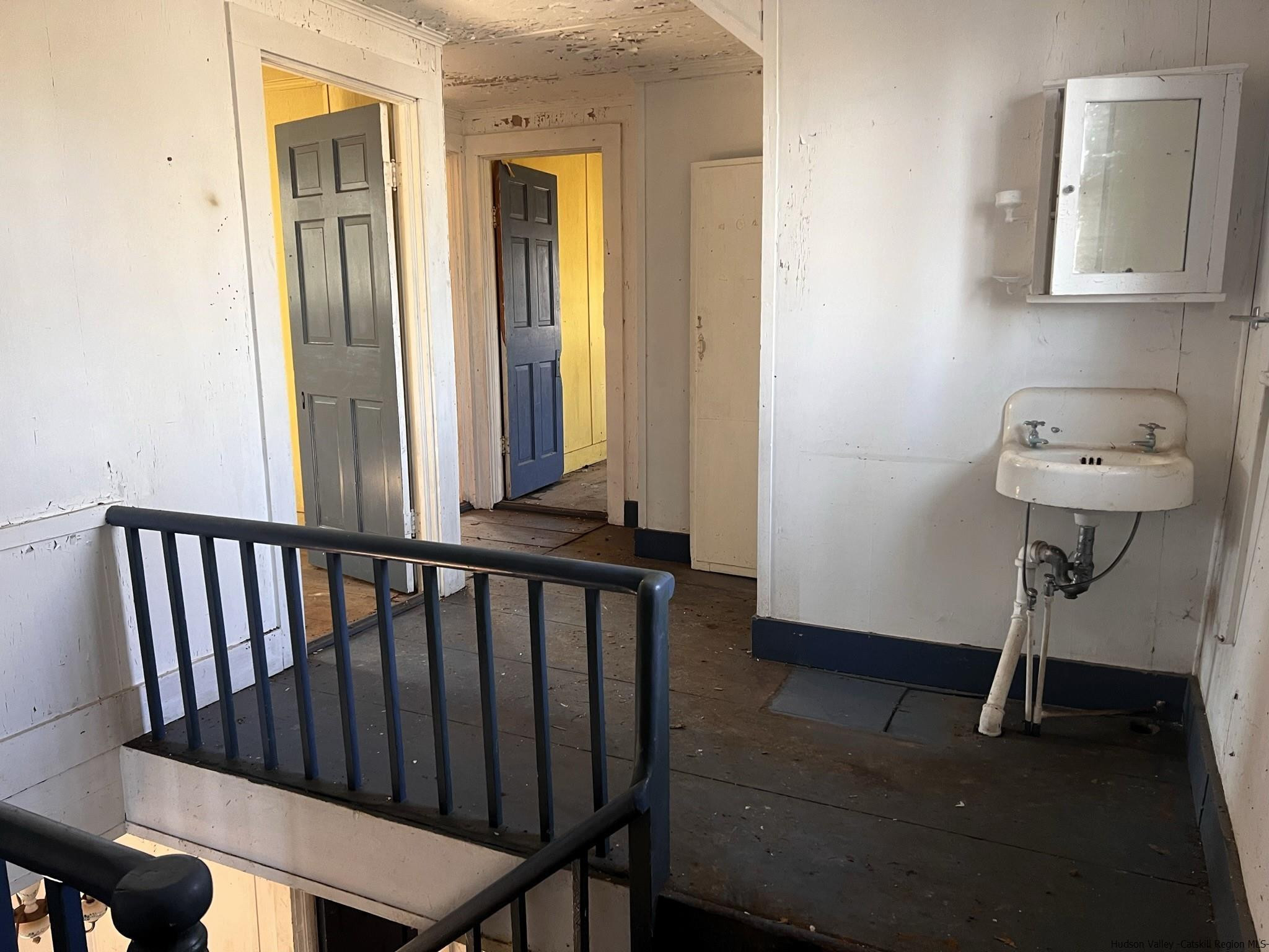 345 Towpath Road Accord, NY 12404 - Photo 18 of 35 a view of a hallway with seating area