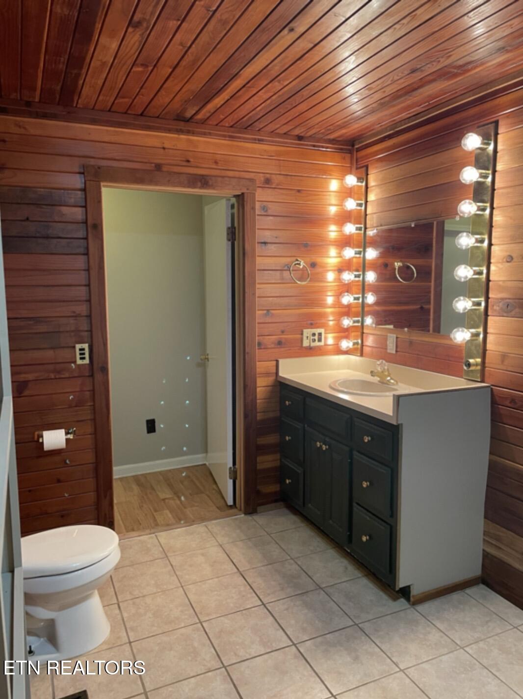 799 Haynes Road, Unit ABC Dandridge, TN 37725 - Photo 16 of 42 IMG_4332