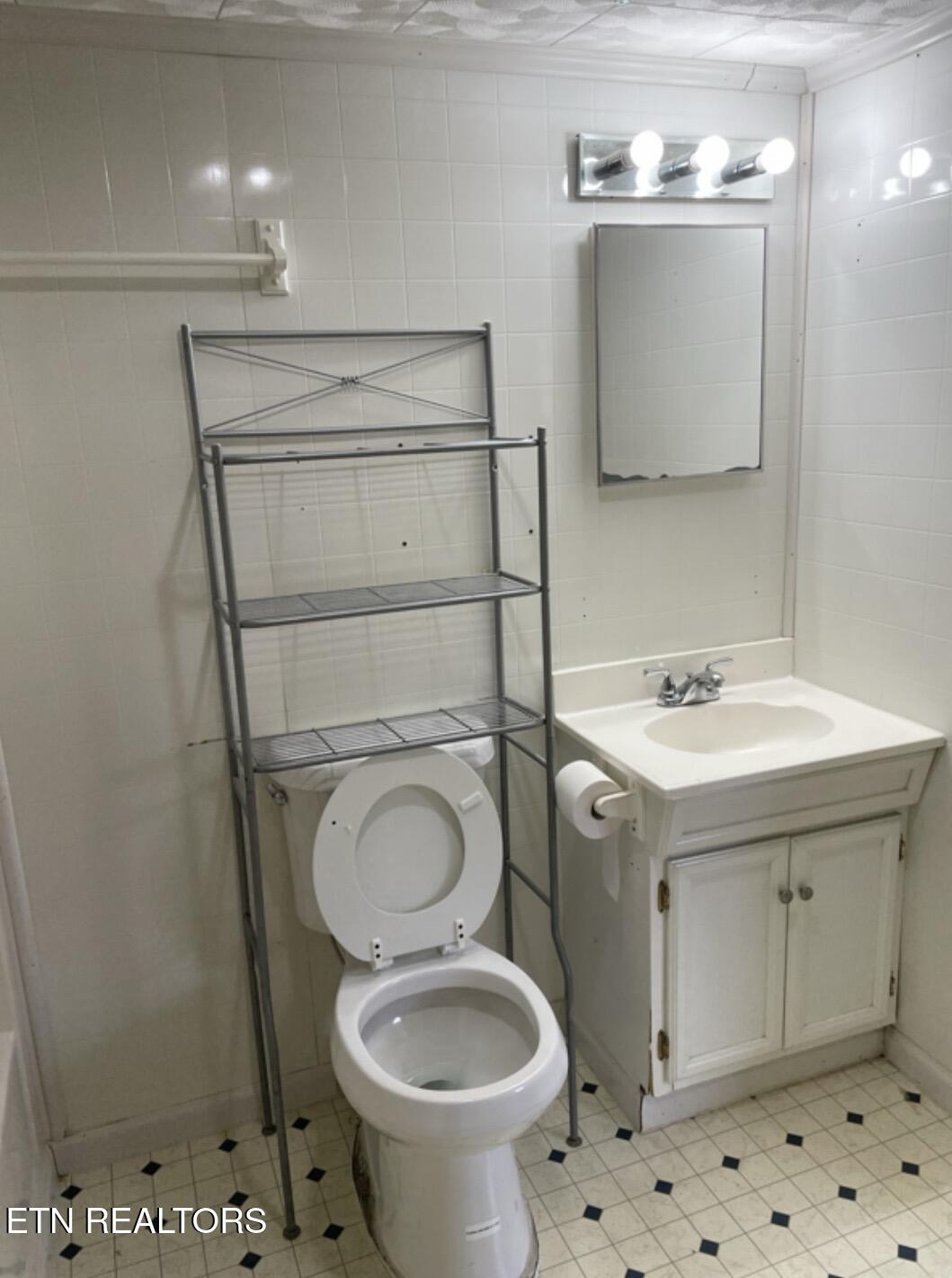 799 Haynes Road, Unit A B C Dandridge, TN 37725 - Photo 24 of 31 IMG_4318