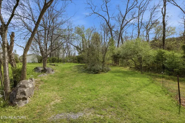 $549,000 | 799 Haynes Road, Unit ABC, Dandridge, TN 37725