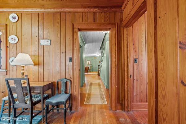 $950,000 | 314 Sunnyside Drive, Washington, NC 27889