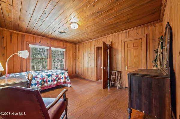 $950,000 | 314 Sunnyside Drive, Washington, NC 27889