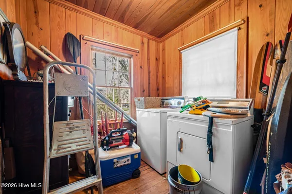 $950,000 | 314 Sunnyside Drive, Washington, NC 27889