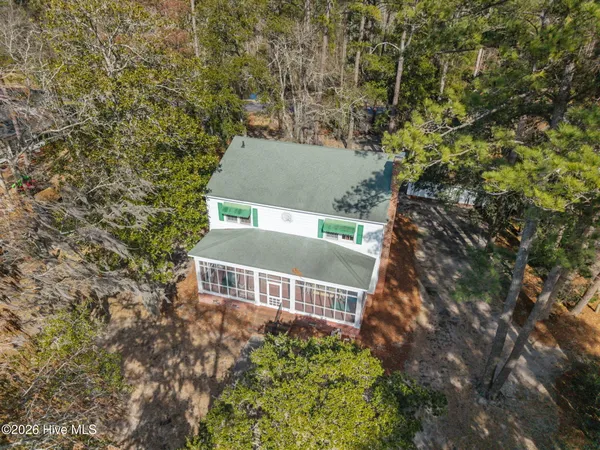 $950,000 | 314 Sunnyside Drive, Washington, NC 27889