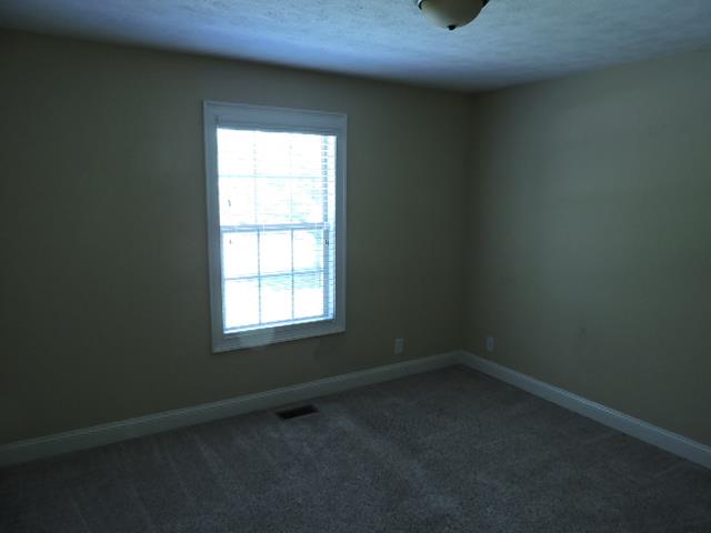 135 Excell Road, Unit 404 Clarksville, TN 37043 - Photo 5 of 8