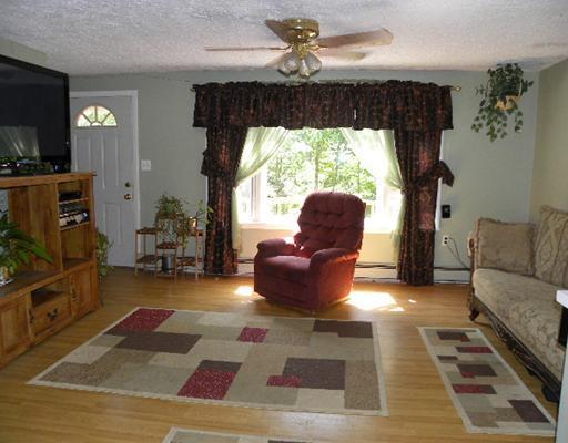 160 Sedgley Road Greene, ME 04236 - Photo 12 of 15 Living Room.