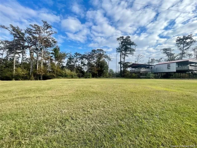 $115,000 | 526 Old Ferry Road, Kinder, LA 70648