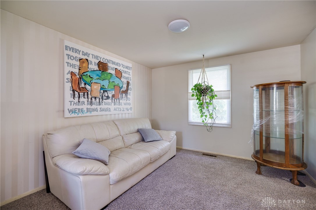5911 Gander Road East Dayton, OH 45424 - Photo 11 of 45 Gallery Image 11