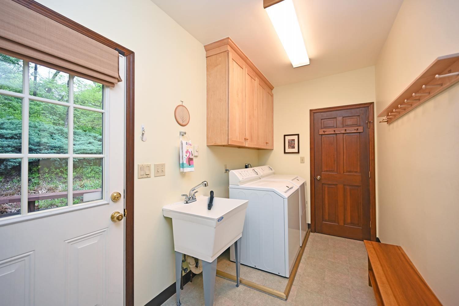 3600 Section Road Amberley, OH 45237 - Photo 8 of 37